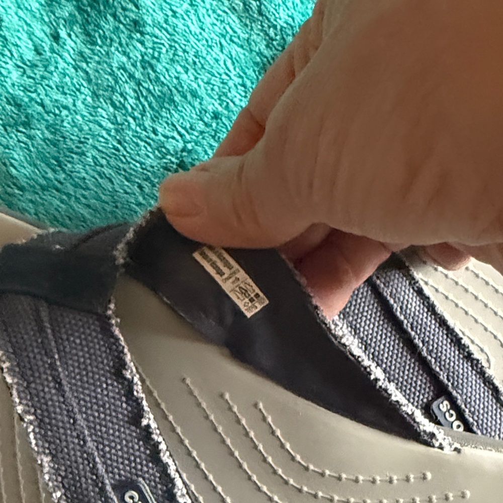 CROCS Gray and Navy Flip Flops - Picture 3 of 4